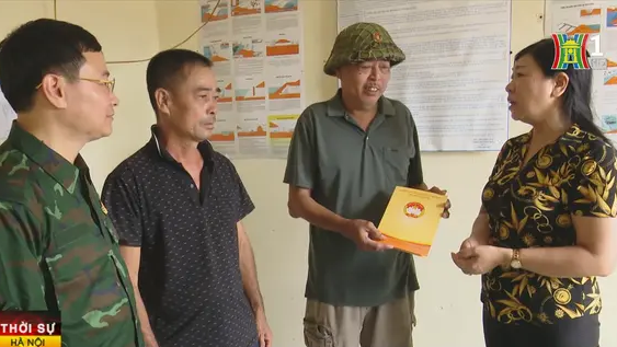  Chủ tịch MTTQ Th&agrave;nh phố đ&atilde; đến thăm hỏi, động vi&ecirc;n c&aacute;c lực lượng đang hộ đ&ecirc;.
