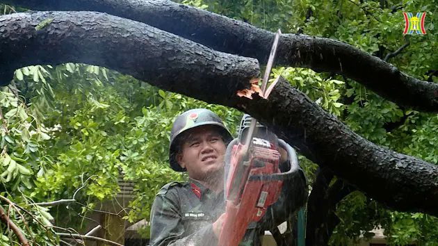 Hơn 10.000 chiến sĩ tham gia khắc phục hậu quả b&atilde;o số 3