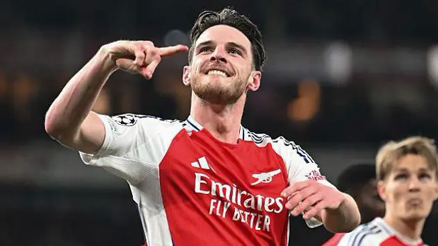 Điểm 10 cho Declan Rice trong đ&ecirc;m Emirates huyền diệu