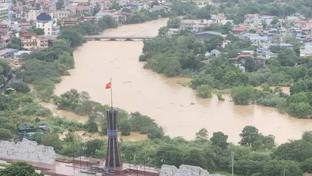 Th&aacute;i Nguy&ecirc;n: Lũ tr&ecirc;n s&ocirc;ng Cầu vượt mốc lịch sử năm 1959