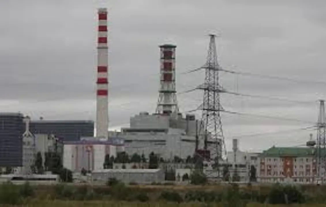 Nh&agrave; m&aacute;y điện hạt nh&acirc;n Kursk