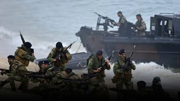 NATO ph&ocirc; diễn sức mạnh bằng cuộc tập trận quy m&ocirc; lớn