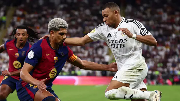 Barcelona đại chiến Real Madrid: El Clasico quyết định m&ugrave;a giải