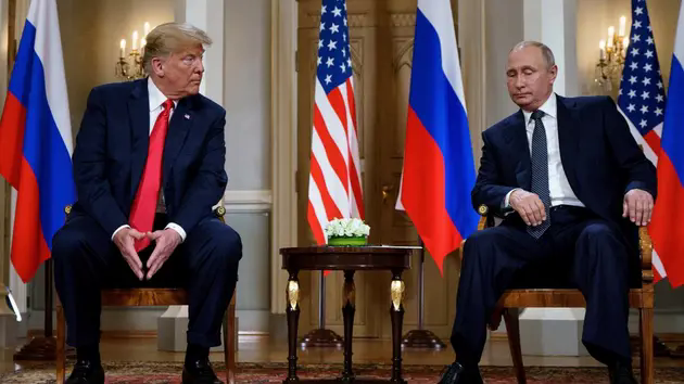 &Ocirc;ng Trump điện đ&agrave;m với &ocirc;ng Putin v&agrave; &ocirc;ng Zelensky
