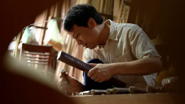 Nghệ nh&acirc;n H&agrave; Nội: N&eacute;t chạm hoa văn