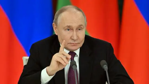 Tổng thống Nga k&ecirc;u gọi binh sĩ Ukraine tại Kursk đầu h&agrave;ng