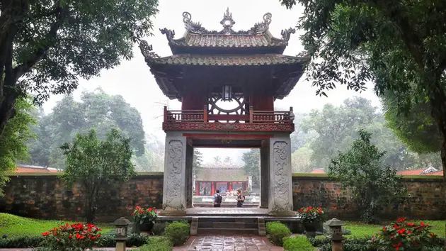 Đề nghị tặng Hu&acirc;n chương Hồ Ch&iacute; Minh cho TP. H&agrave; Nội