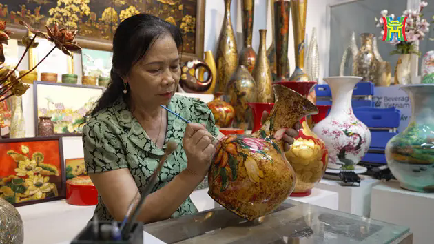 Nghệ nh&acirc;n H&agrave; Nội: Sắc m&agrave;u sơn m&agrave;i