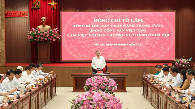 Tổng B&iacute; thư l&agrave;m việc với Ban Thường vụ Th&agrave;nh ủy H&agrave; Nội