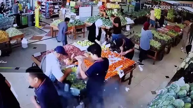 Liban: Gần 3.000 người bị thương do thiết bị li&ecirc;n lạc nổ