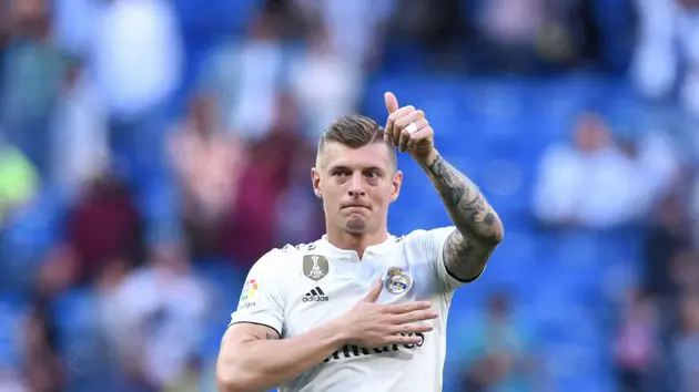 Toni Kroos l&agrave;m g&igrave; sau giải nghệ?