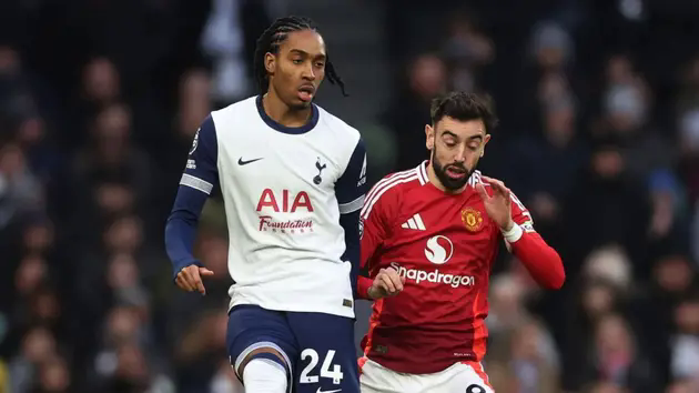 Tottenham vs Man United: Vinh quang cứu rỗi m&ugrave;a giải