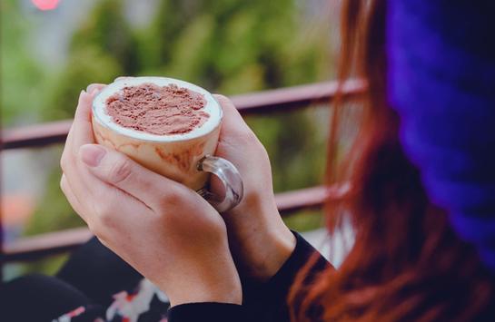 Người H&agrave; Nội thay đổi th&oacute;i quen trong ng&agrave;y đ&ocirc;ng r&eacute;t buốt