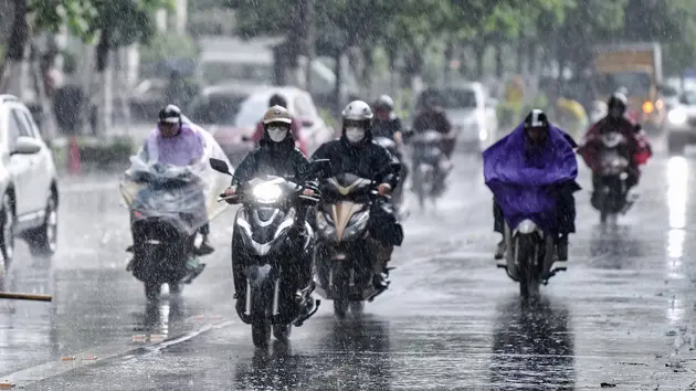 Dự b&aacute;o thời tiết 21/9: H&agrave; Nội c&oacute; mưa d&ocirc;ng