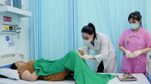 Cơ hội mới cho người bị tho&aacute;i ho&aacute; khớp