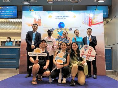 Cận cảnh chuyến bay kỷ niệm 1 năm bay thẳng Việt - Mỹ