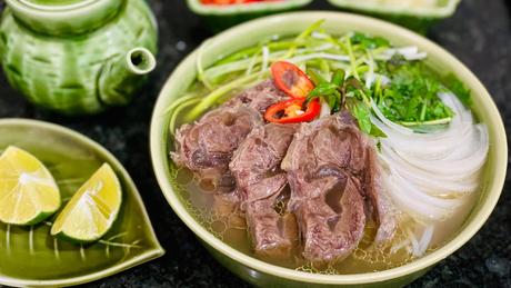 Phở H&agrave; Nội v&agrave; những điều chưa kể hết
