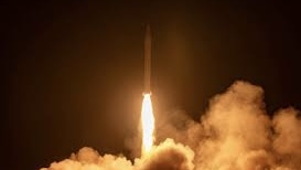 Iran ph&oacute;ng gần 200 t&ecirc;n lửa v&agrave;o Israel: Chuyện g&igrave; đang diễn ra?