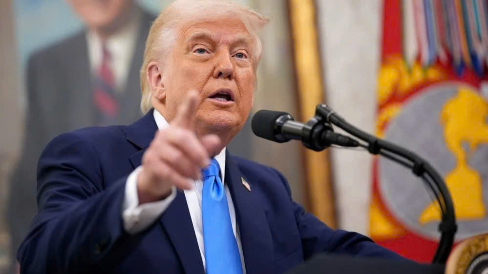 Tổng thống Trump c&ocirc;ng bố thuế đối ứng mới