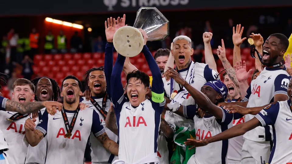 Son Heung-min kh&ocirc;ng c&oacute; huy chương v&ocirc; địch Europa League