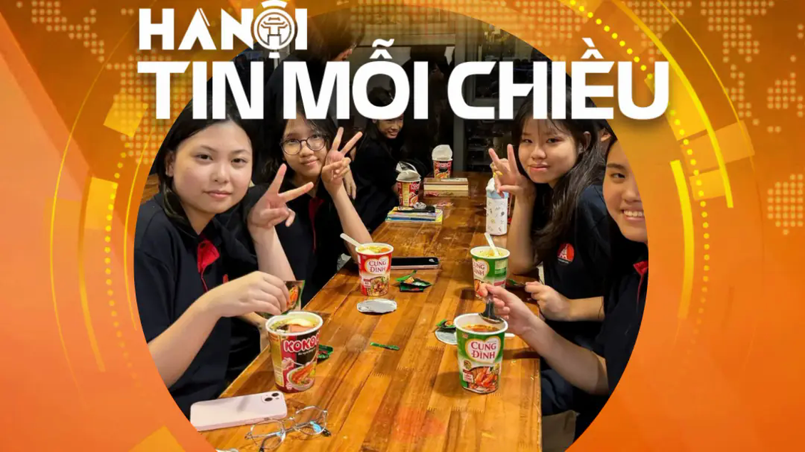 Trường học phục vụ cơm, chỗ nghỉ cho học sinh sau mưa lớn | Hà Nội tin mỗi chiều