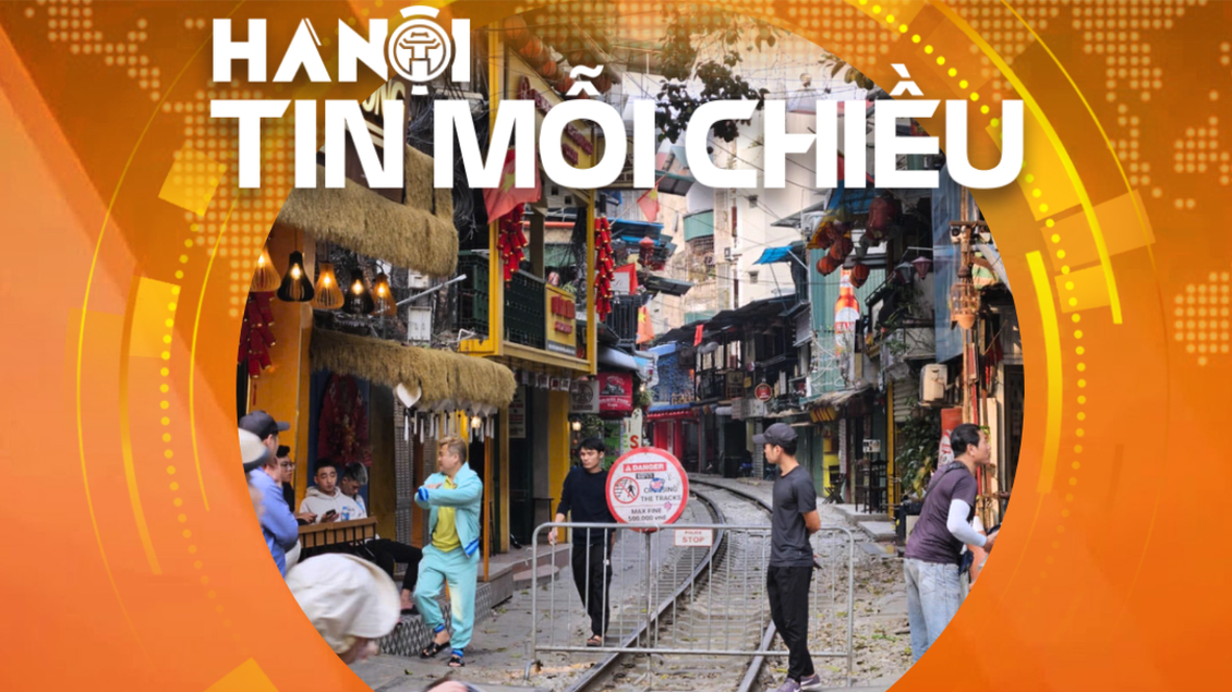 Hà Nội lập lại trật tự tại khu cà phê đường tàu | Hà Nội tin mỗi chiều