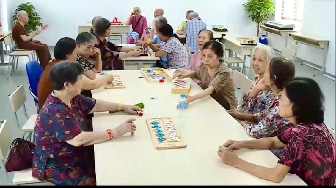Dưỡng lão bán trú - thêm điểm tựa cho người cao tuổi