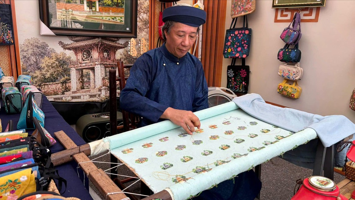 Bản sắc Hà Nội tại không gian Làng Văn hóa - Du lịch các dân tộc Việt Nam