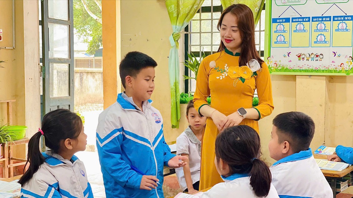 Lớp học trực tuyến về AI dành cho giáo viên