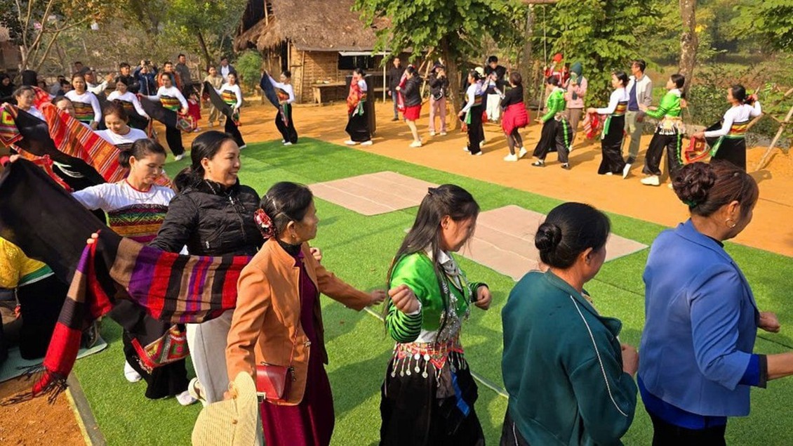 Sắc xuân hội tụ tại Làng Văn hóa - Du lịch các dân tộc Việt Nam