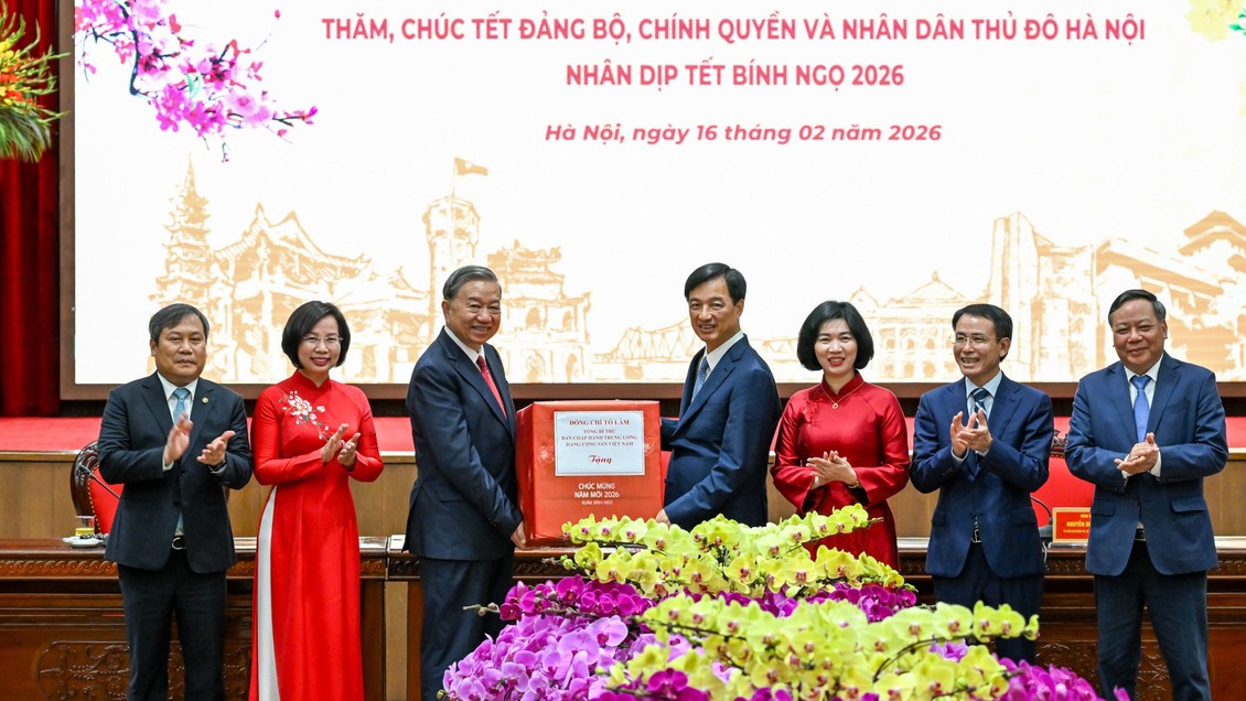 Tổng Bí thư Tô Lâm thăm, chúc Tết Đảng bộ, chính quyền và nhân dân Thủ đô