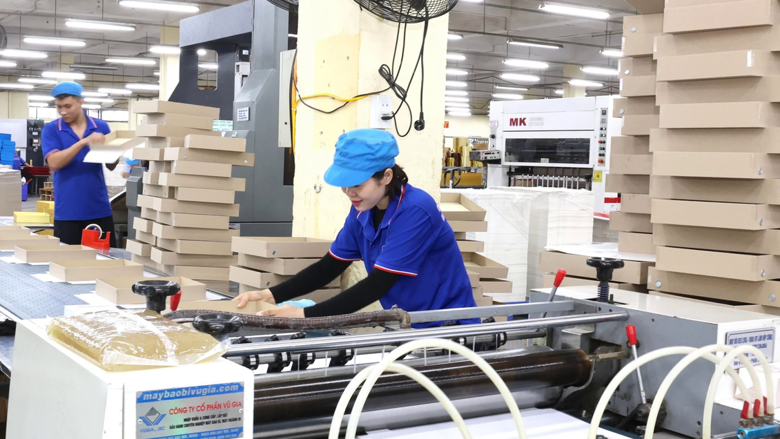 Doanh nghiệp công nghiệp ra quân sản xuất sớm