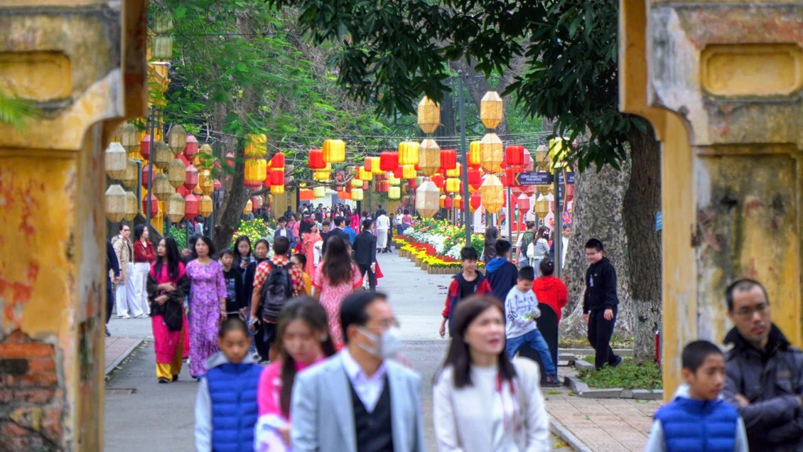 Tết Nguyên đán, lượng khách du lịch đến Hà Nội tăng mạnh