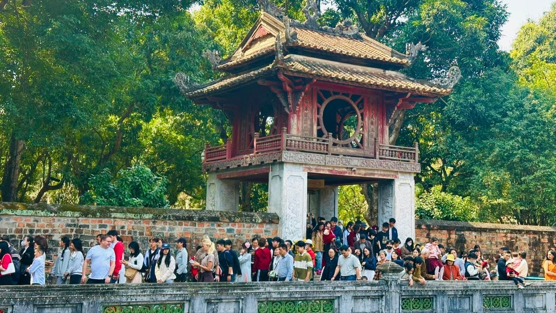 Hà Nội lập kỷ lục về đón khách du lịch trong kỳ nghỉ Tết