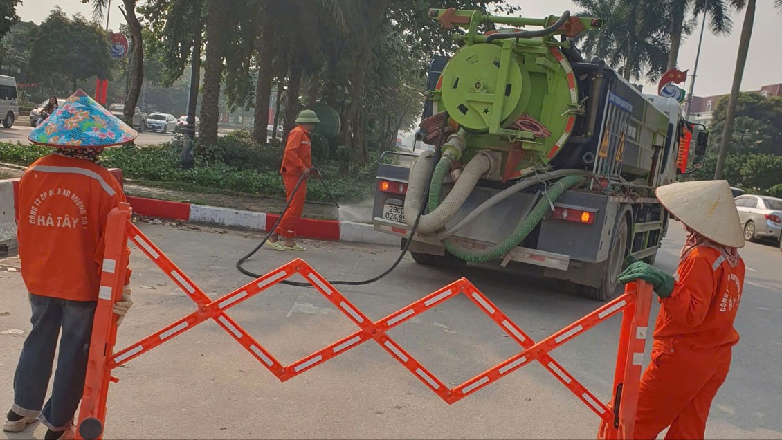 Hà Nội ra quân tổng vệ sinh hệ thống kết cấu hạ tầng giao thông
