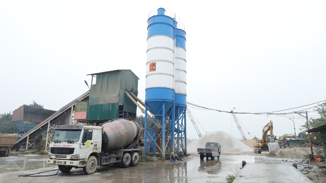 Người dân phường Lĩnh Nam mong muốn giải tỏa dứt điểm các trạm trộn bê tông