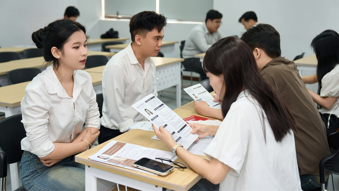 Lớp học gắn với doanh nghiệp từ giảng đường tới dự án