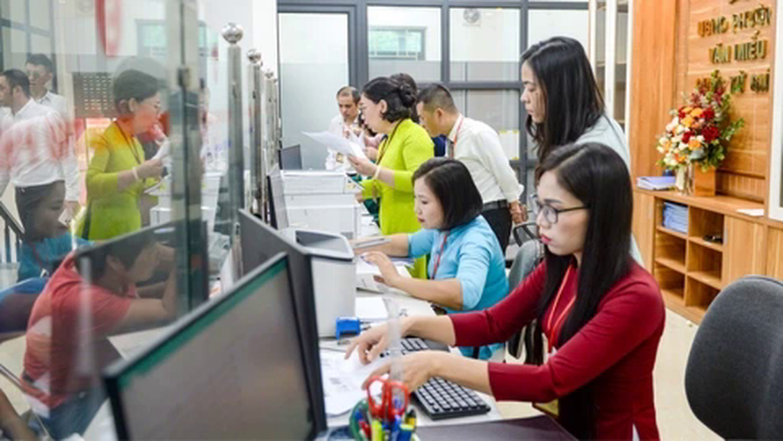 Thu hút nhân tài làm công chức