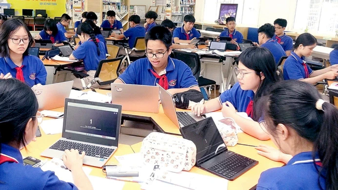 Giáo dục kỹ năng số cho học sinh trong thời đại công nghệ