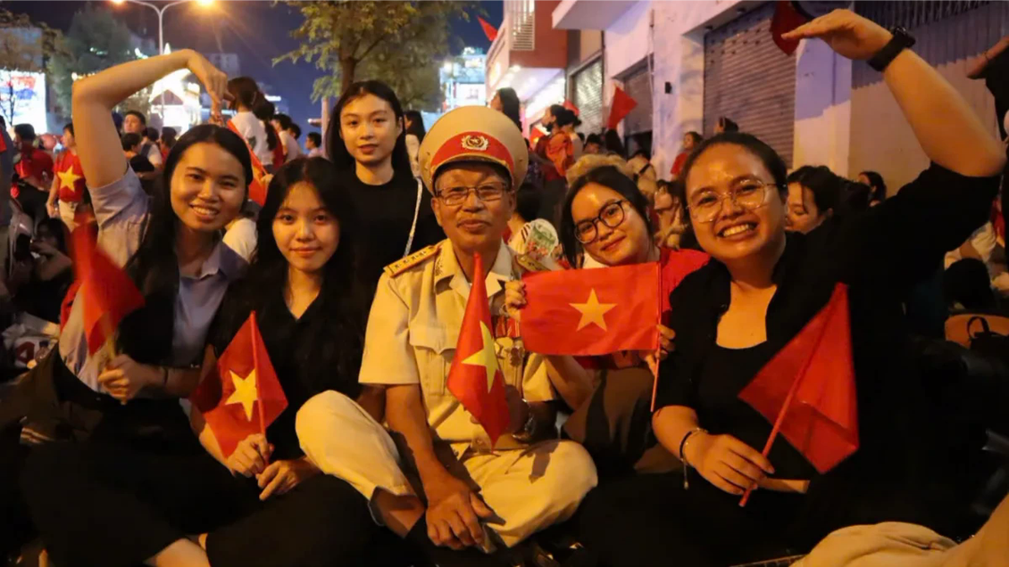Chạm vào lịch sử từ góc nhìn người trẻ