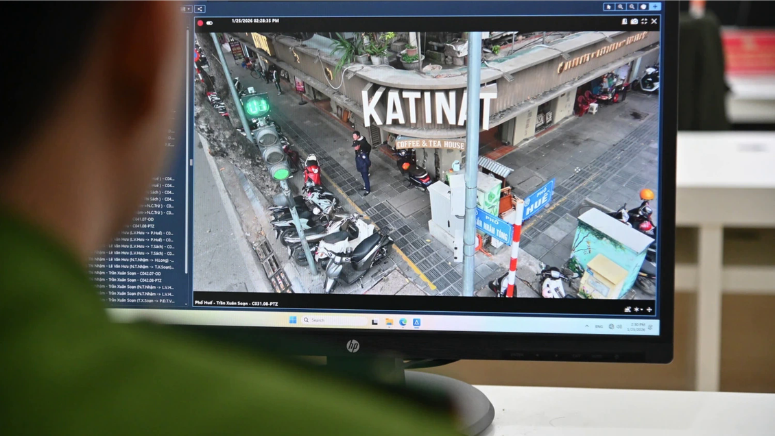 Vỉa hè Hà Nội thông thoáng nhờ hệ thống camera AI