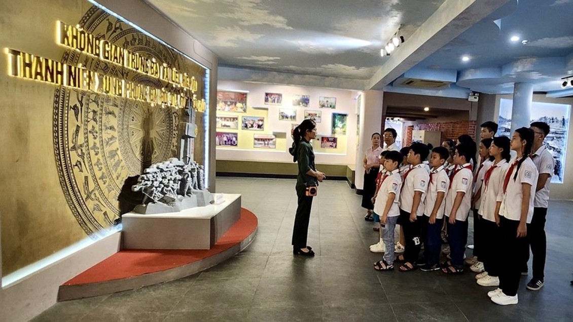 Lan tỏa giá trị lịch sử với học sinh