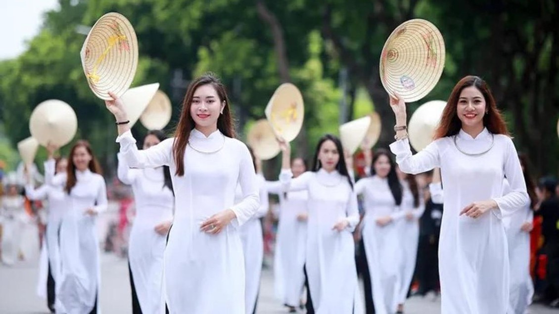 Xây dựng người Hà Nội thanh lịch, văn minh là động lực quan trọng phát triển Thủ đô