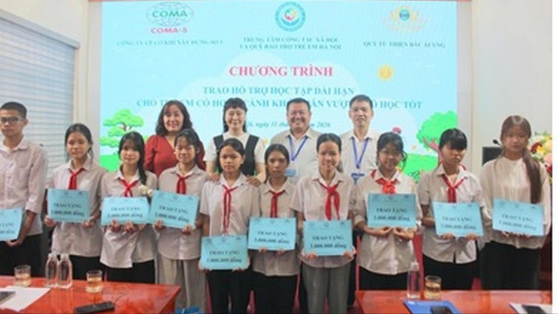 Tiếp sức đường đến trường cho 32 học sinh có hoàn cảnh đặc biệt