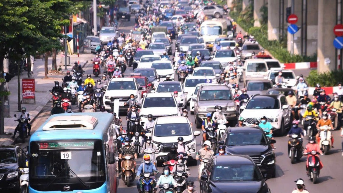 Hà Nội trước áp lực ùn tắc giao thông