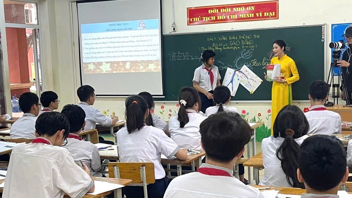 Một bộ sách giáo khoa cho cả nước: Giảm gánh nặng, tăng đồng bộ giáo dục