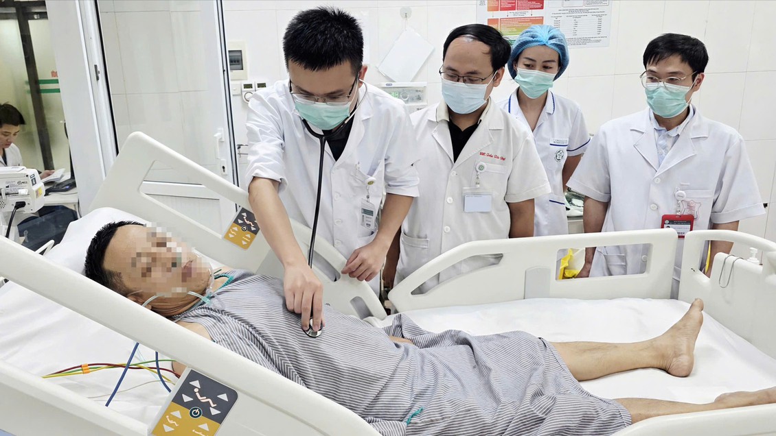 Chạy đua giành sự sống cho hai bệnh nhân sốt rét ác tính nguy kịch
