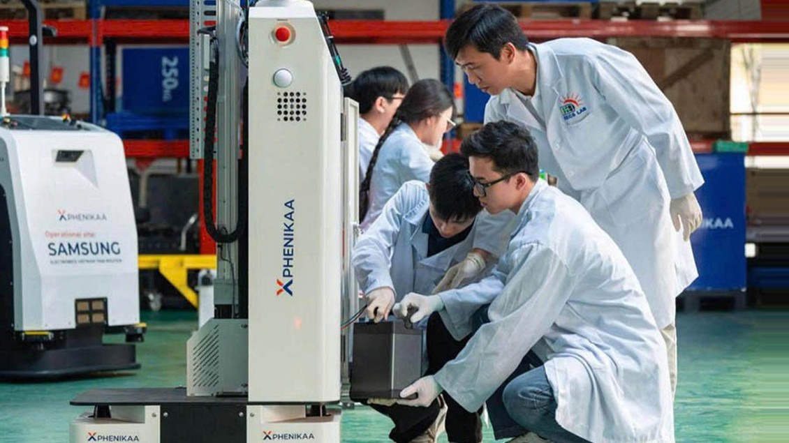 Thu hút nhân tài bằng thể chế, phát huy nhân tài bằng môi trường cống hiến