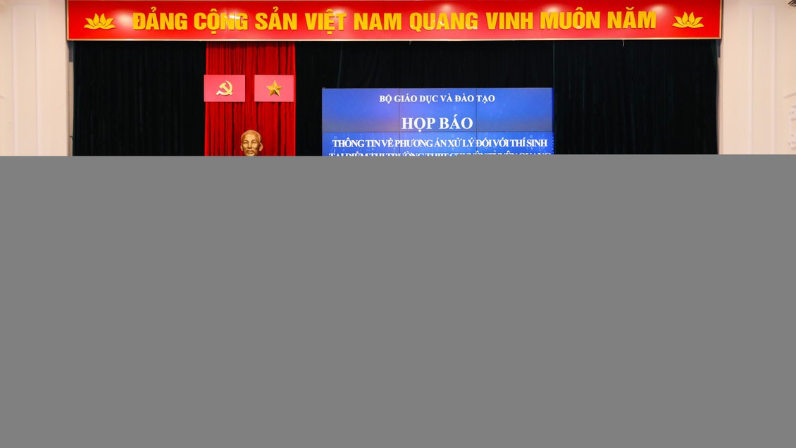 100% thí sinh điểm thi Trường THPT Chuyên Tuyên Quang phải thi lại