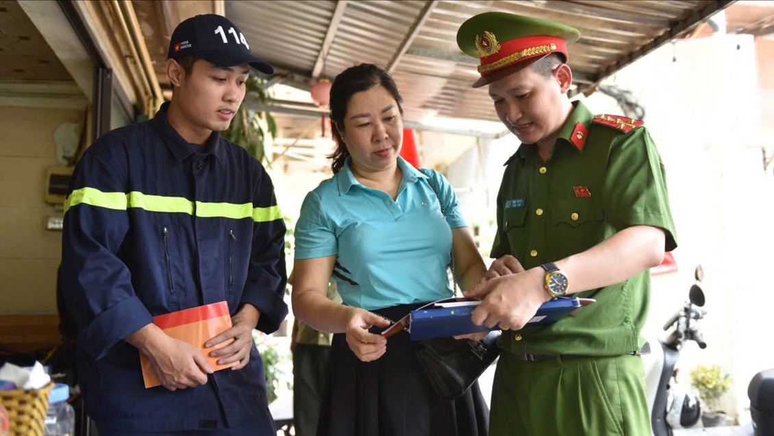 Phường Hà Đông triển khai lắp đạt thiết bị truyền tin báo cháy